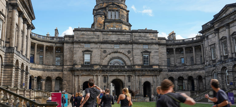 Run Edinburgh empowered by Lululemon 